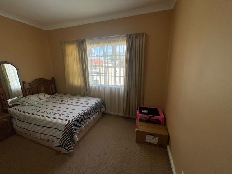 4 Bedroom Property for Sale in Newton Park Eastern Cape